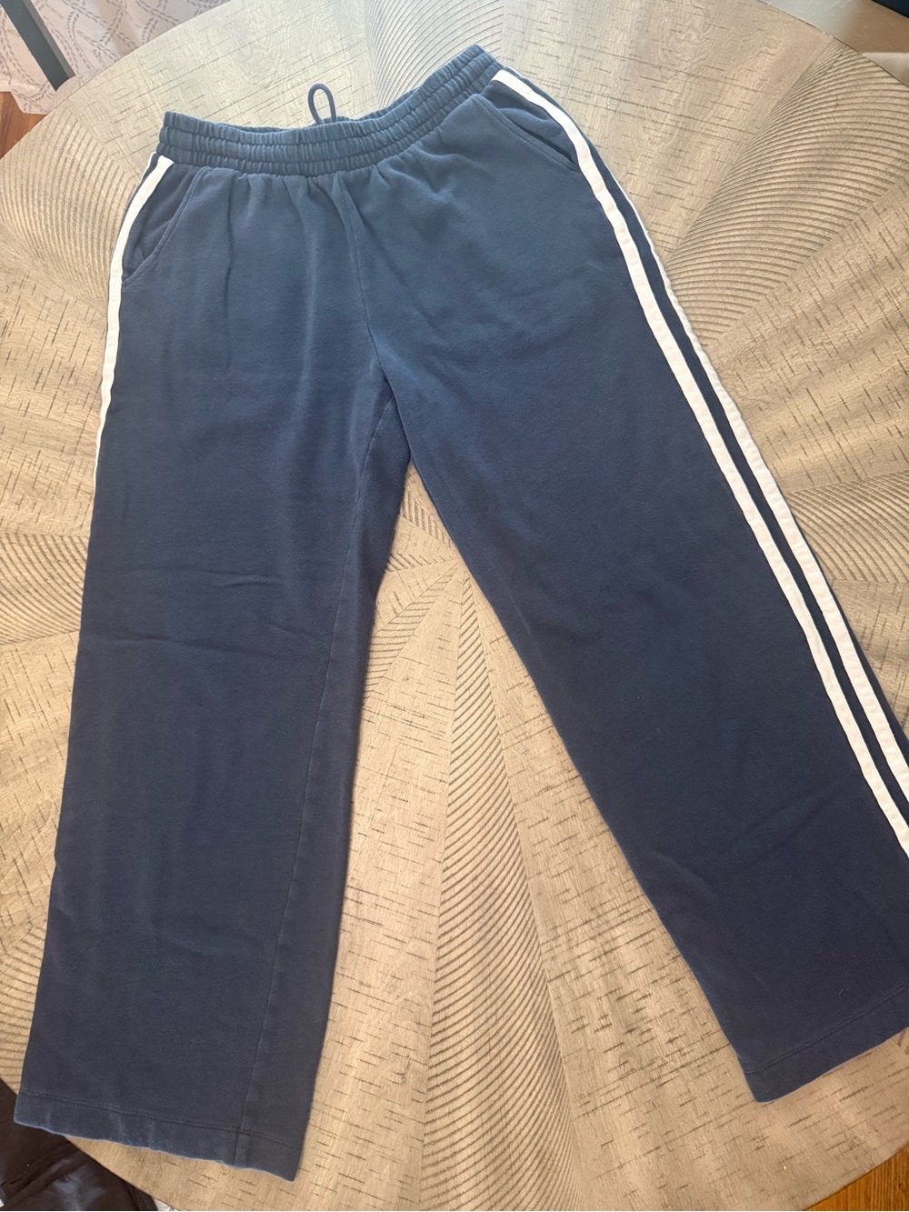 Old Navy Navy Wide-Leg Sweatpants with White Side Stripes